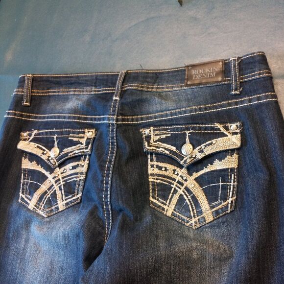Rocking Denim Womens 16 Distressed Embroidered & Fancy Buttoned Pockets - Picture 10 of 11